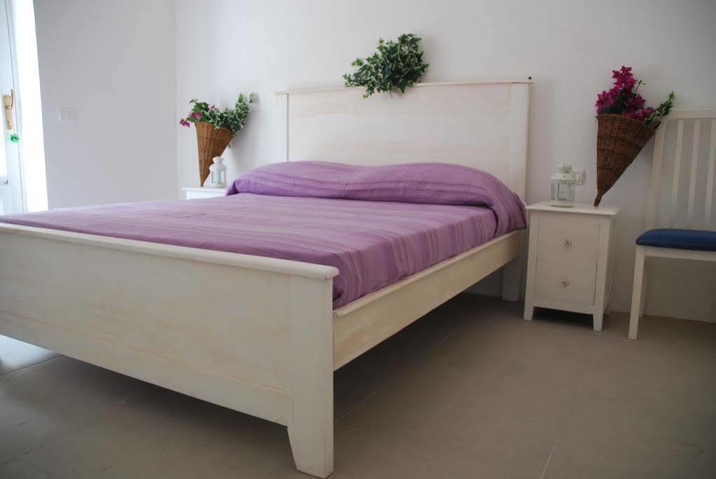 Salinarelais Rooms&Suite Malfa  Bagian luar foto